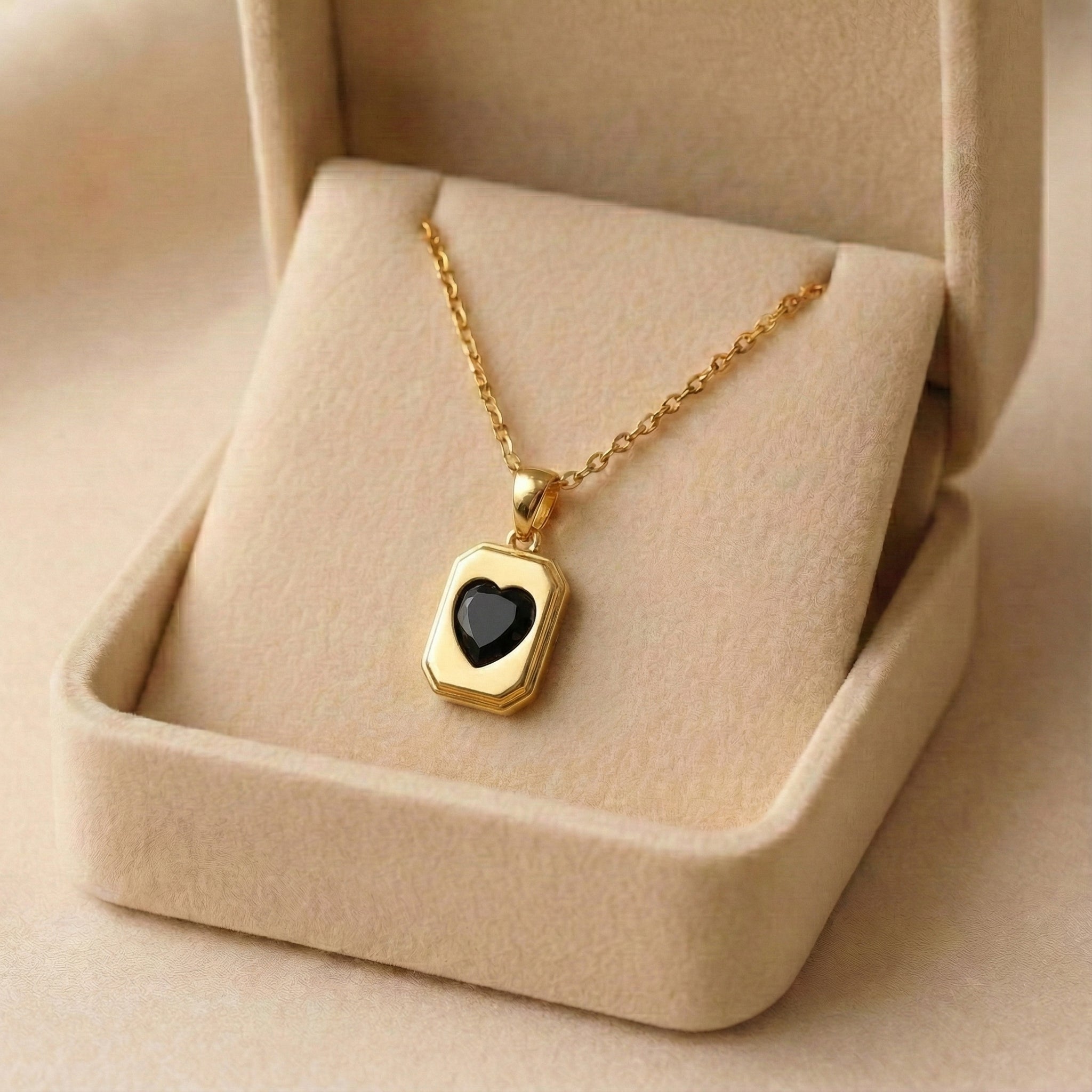 Gilded Noir Heart Frame Pendant