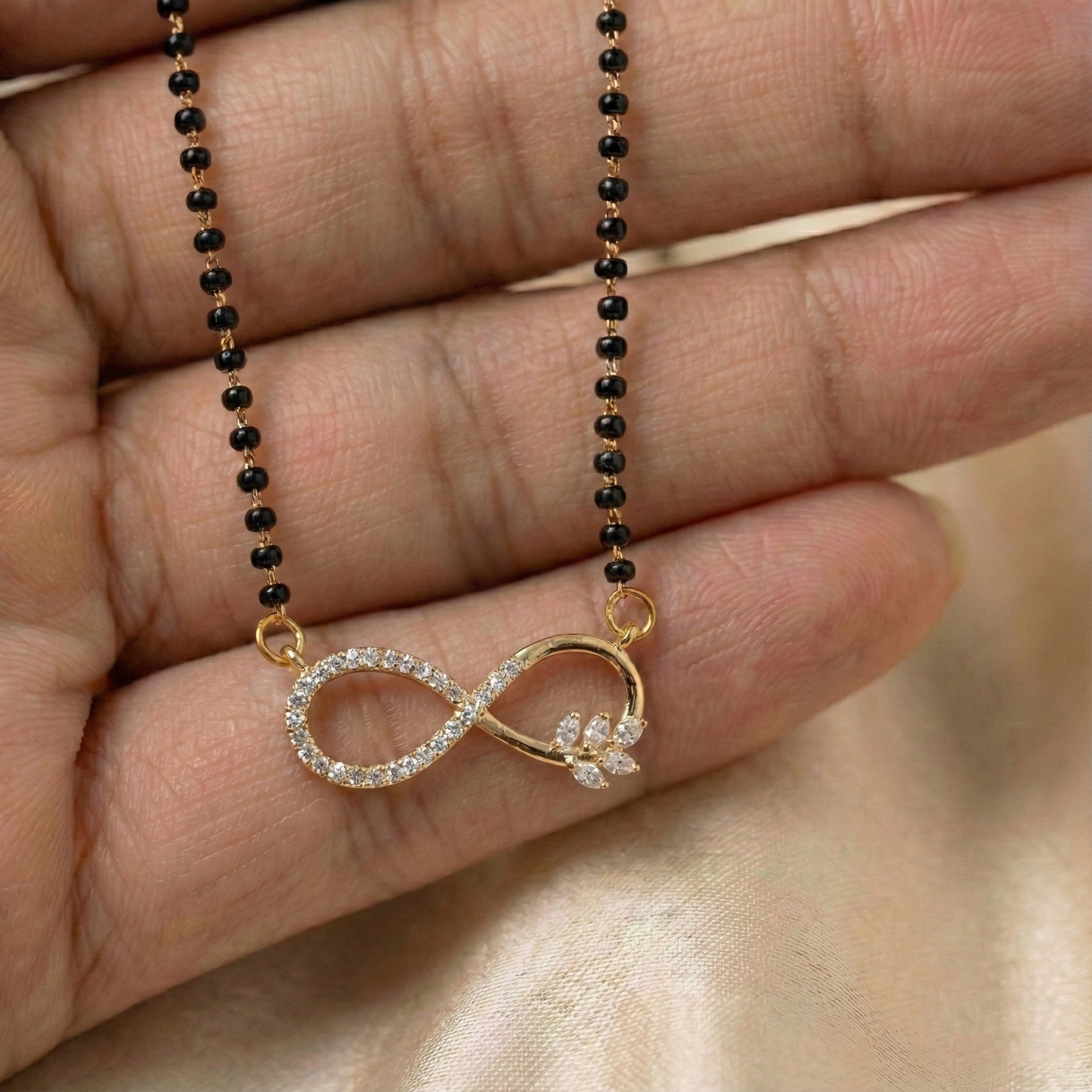 Vedika Mangalsutra
