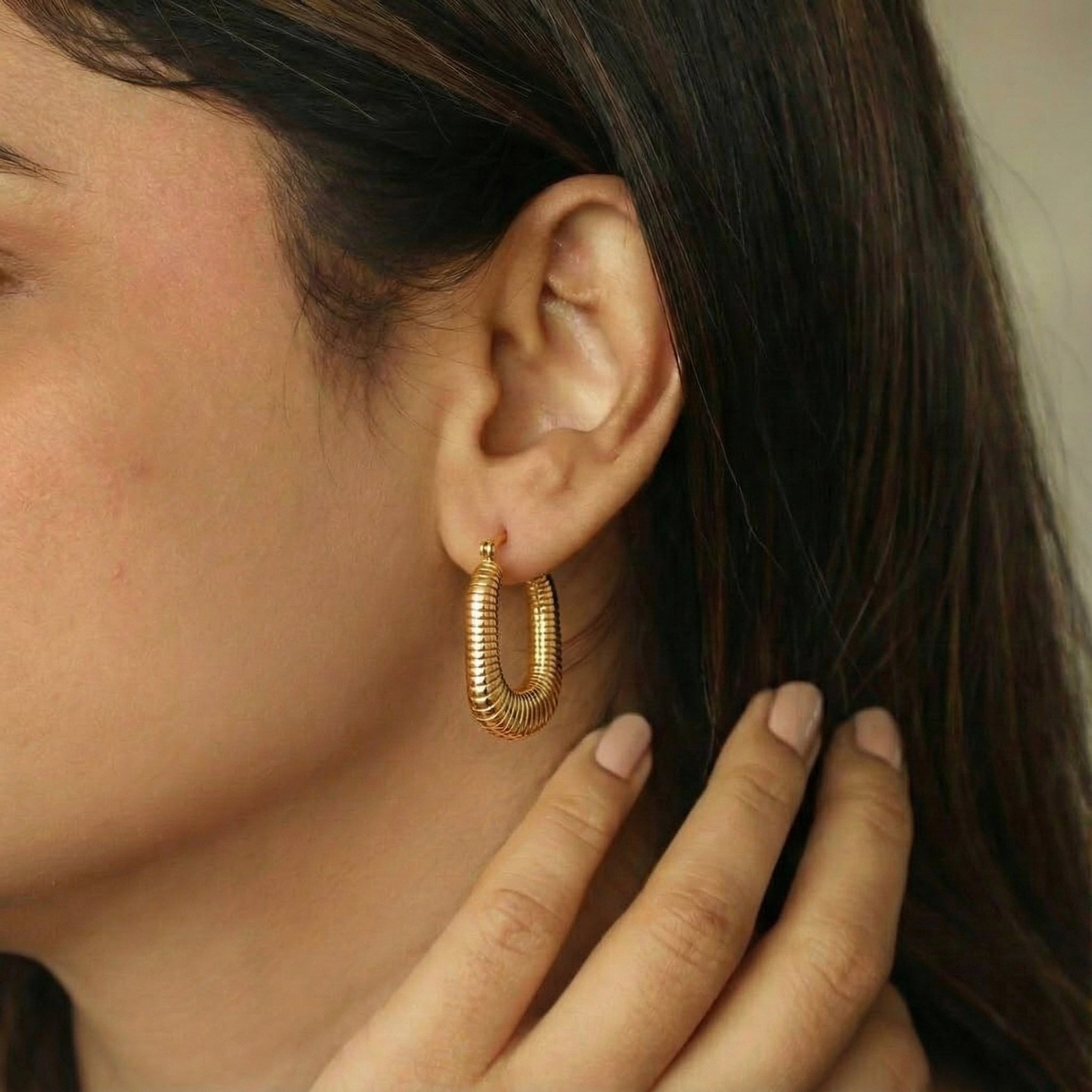 Ribbed Rectangle Hoops